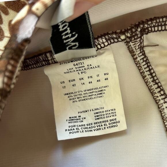 Women's Miraclesuit Brown Safari Animal Palm Print Front Ruching Size 12 - Picture 4 of 5